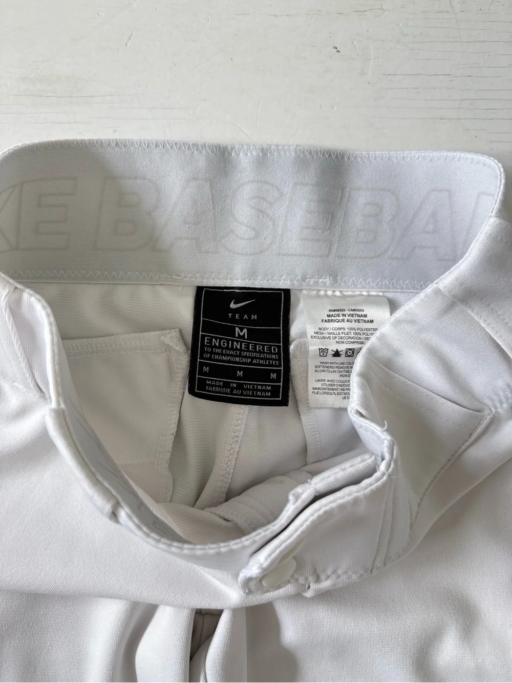 Nike Kids White Baseball Sweatpants with Black Swoosh Youth Medium Navy Stripe